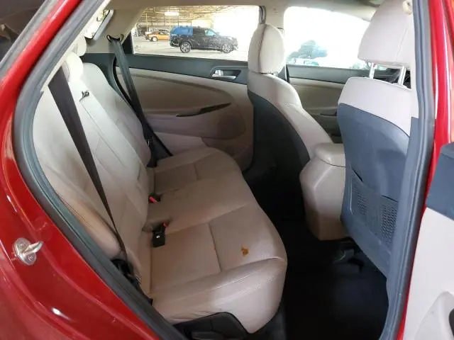 2021 HYUNDAI TUCSON SE  