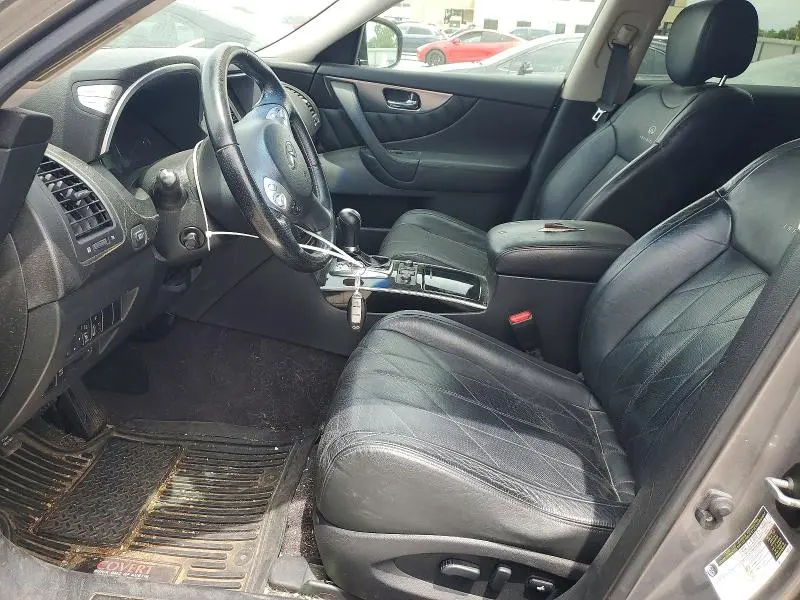2010 INFINITI FX35 BASE  