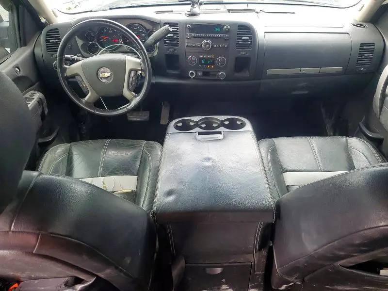 2011 CHEVROLET SILVERADO C1500 LT  