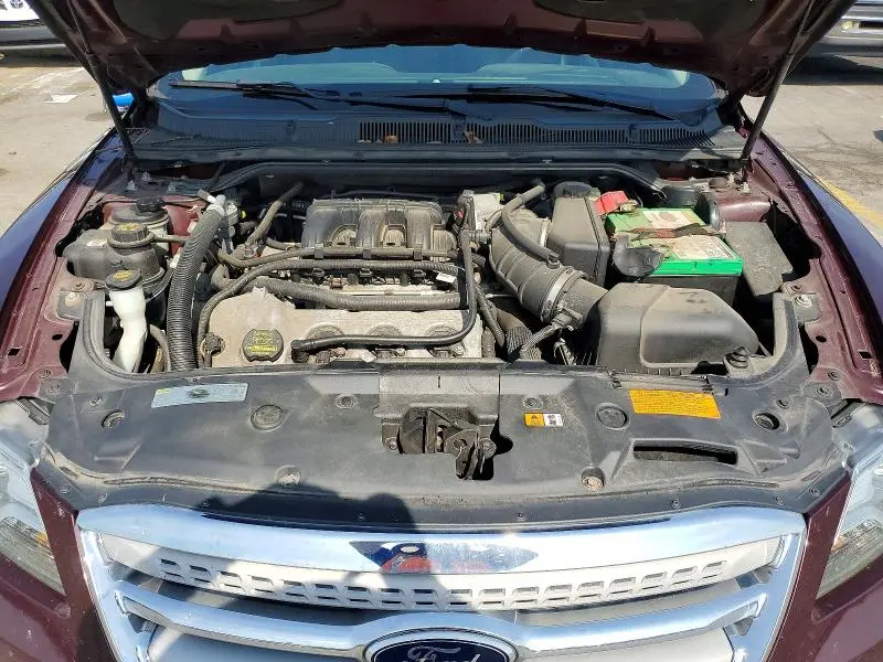 2011 FORD TAURUS LIMITED  