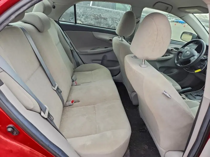 2013 TOYOTA COROLLA BASE  