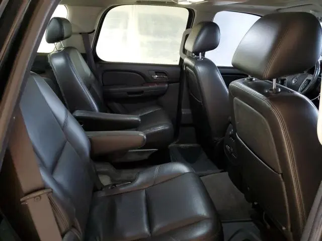 2010 CHEVROLET TAHOE K1500 LTZ  