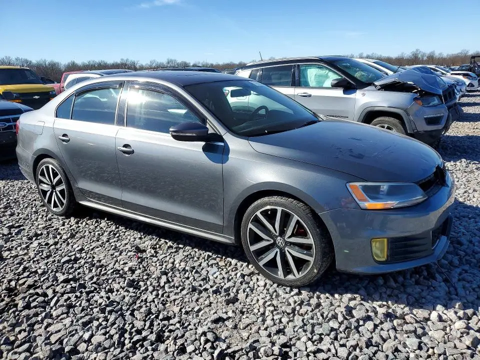 2012 VOLKSWAGEN JETTA GLI  