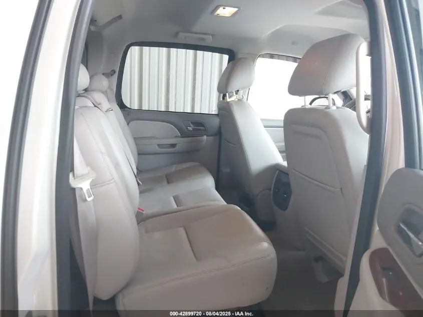 2013 CHEVROLET AVALANCHE LTZ