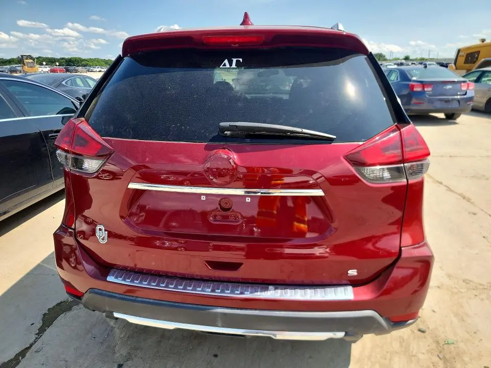 2018 NISSAN ROGUE SV  