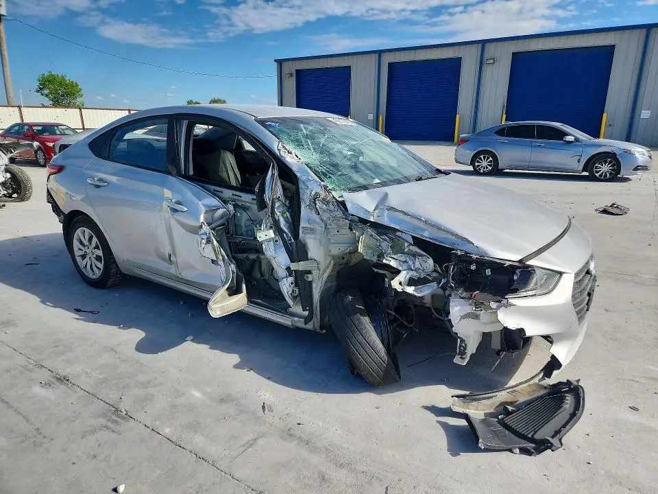 2018 HYUNDAI ACCENT SE  