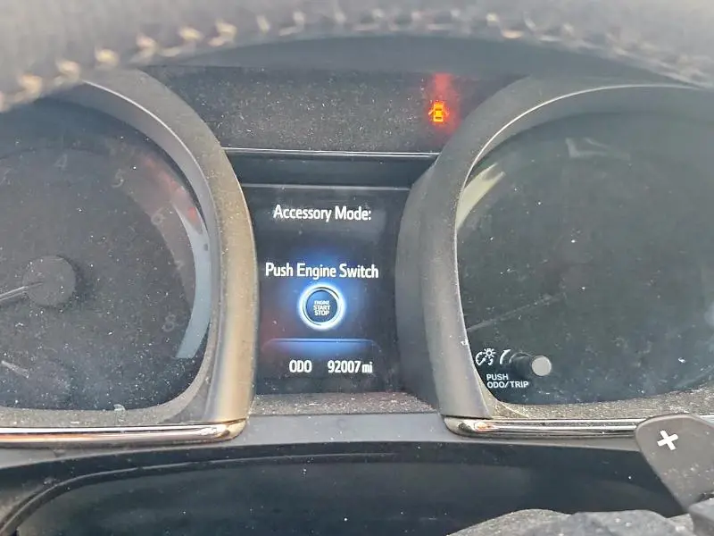 2015 TOYOTA AVALON XLE  