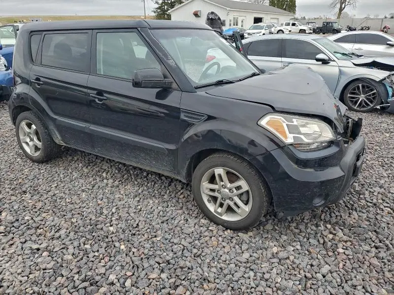 2011 KIA SOUL +  