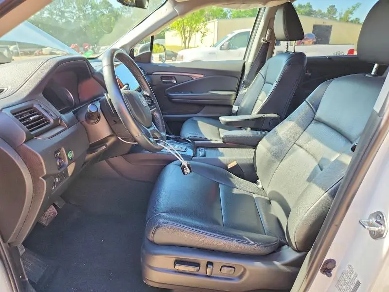 2022 HONDA PILOT SE  