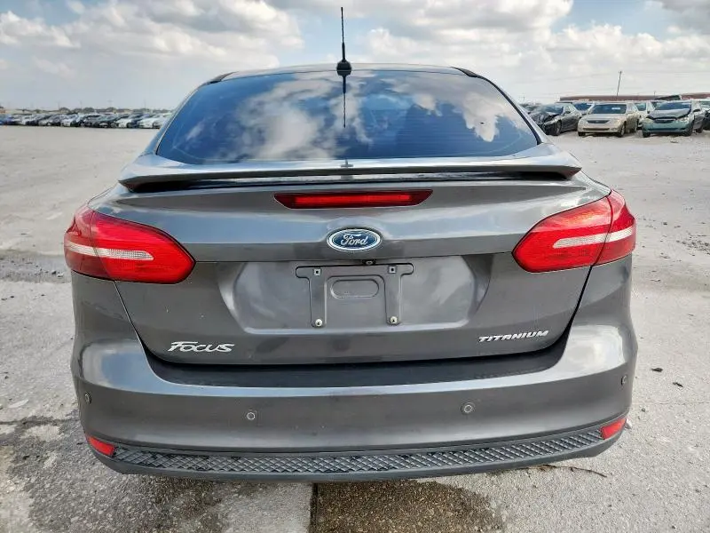 2015 FORD FOCUS TITANIUM  
