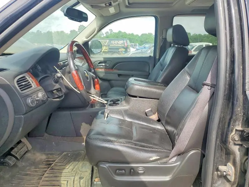 2011 CHEVROLET TAHOE K1500 LT  