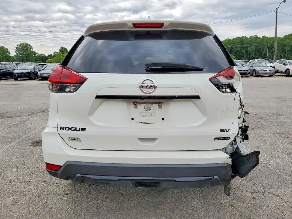2018 NISSAN ROGUE SV  