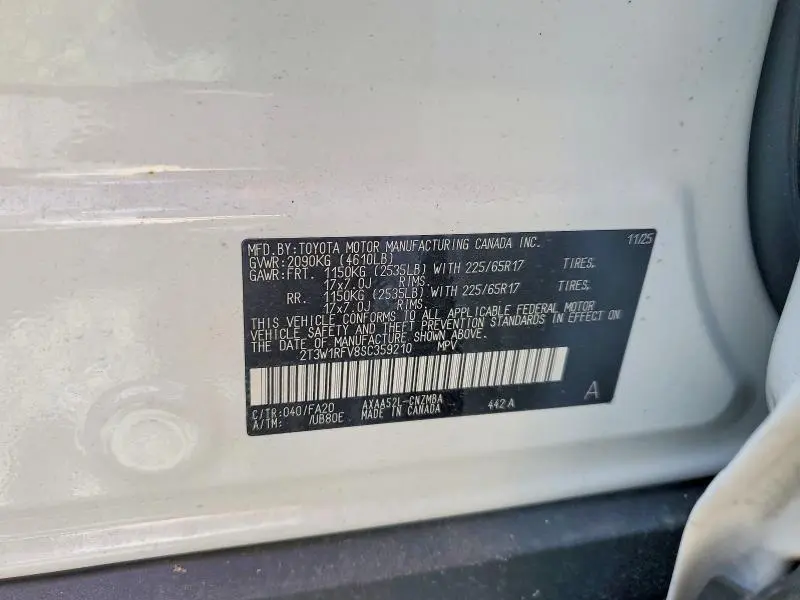 2025 TOYOTA RAV4 XLE  