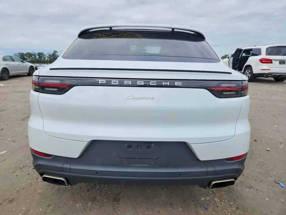2021 PORSCHE CAYENNE COUPE  