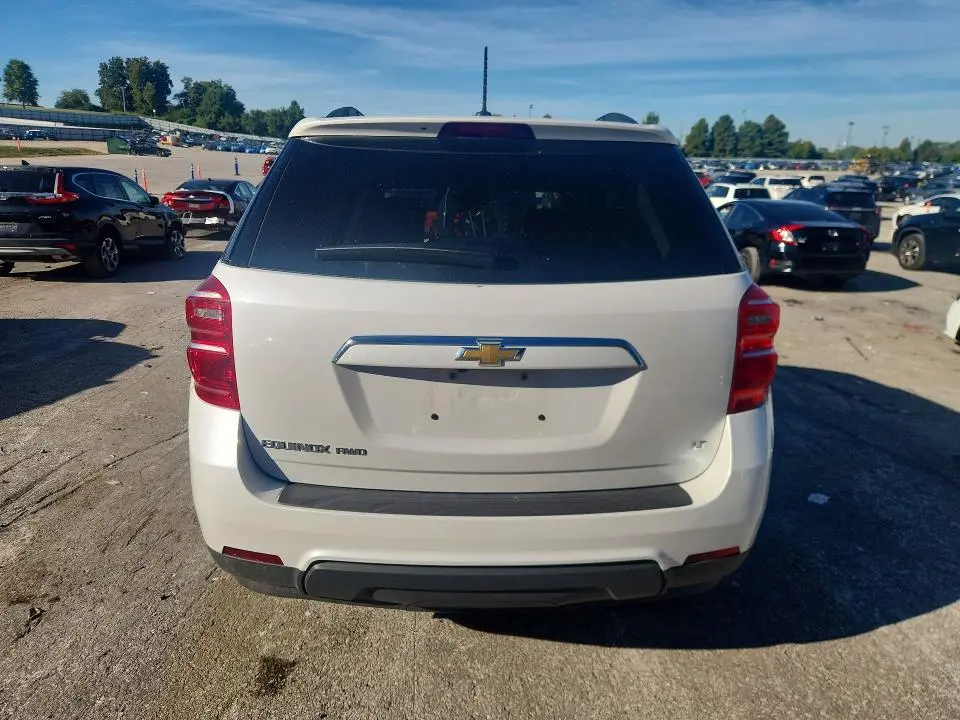 2017 CHEVROLET EQUINOX LT  