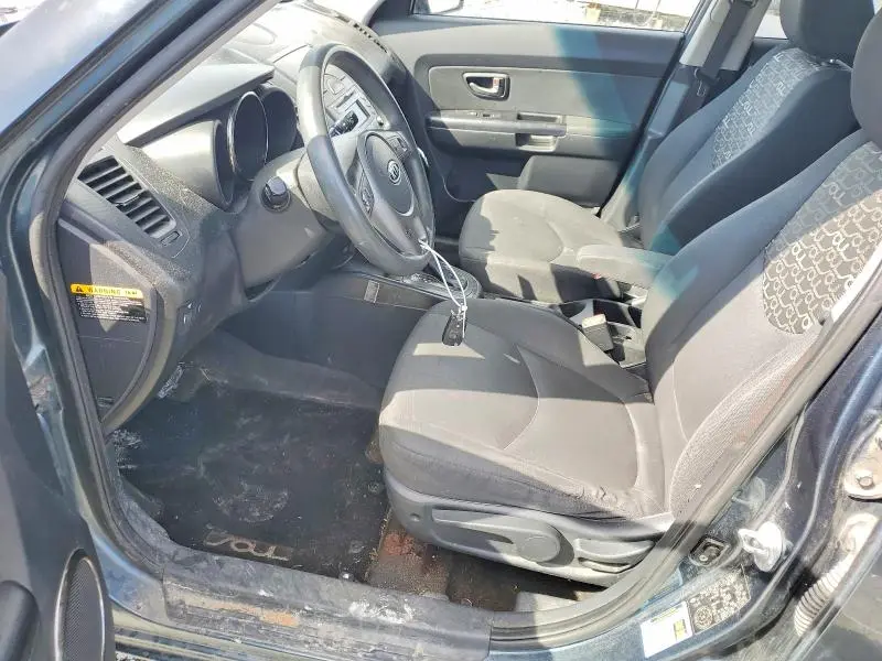 2011 KIA SOUL +  
