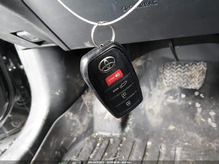 2024 TOYOTA COROLLA CROSS HYBRID XSE