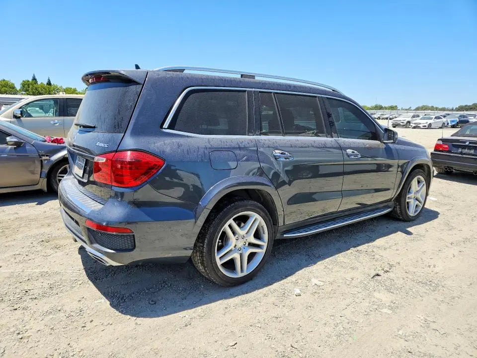2015 MERCEDES-BENZ GL 550 4MATIC  