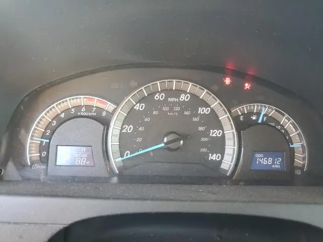 2012 TOYOTA CAMRY SE  