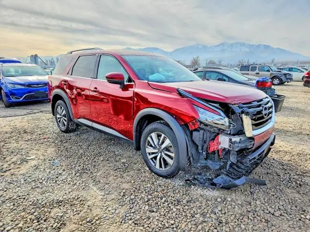2024 NISSAN PATHFINDER SL  