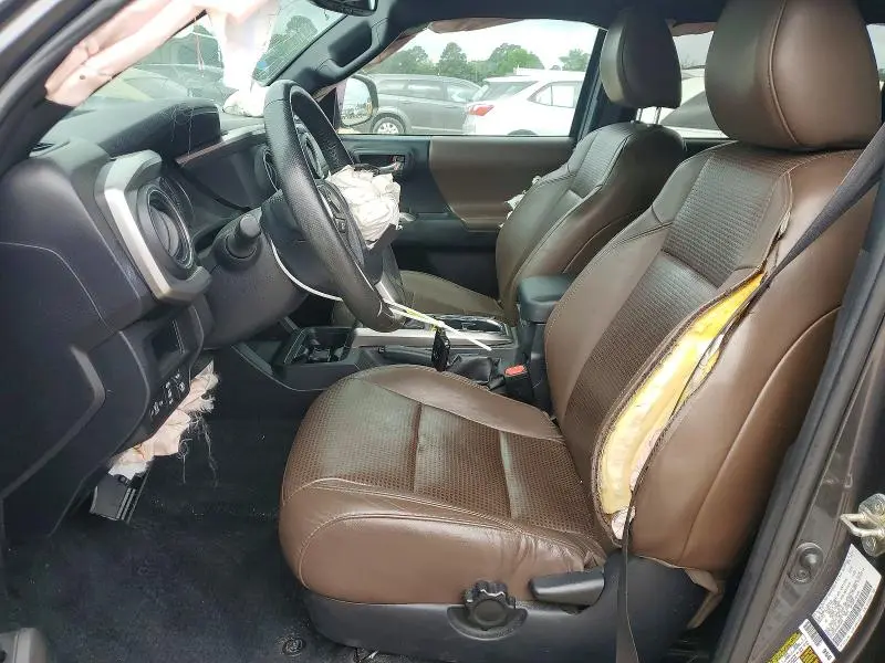 2017 TOYOTA TACOMA LIMITED  