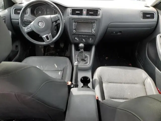 2012 VOLKSWAGEN JETTA SE  