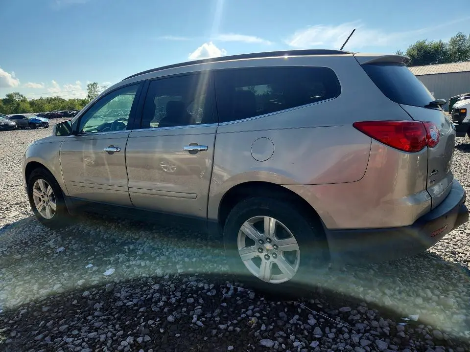 2011 CHEVROLET TRAVERSE LT  