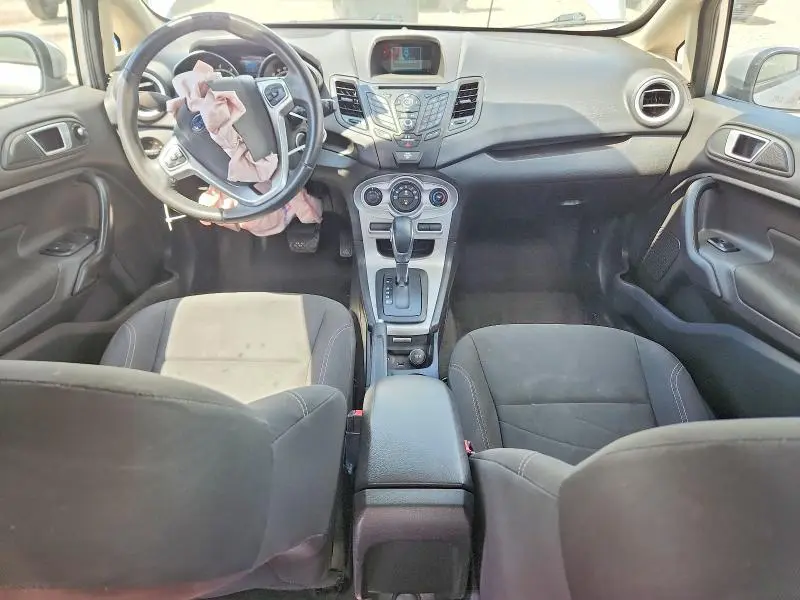2015 FORD FIESTA SE  