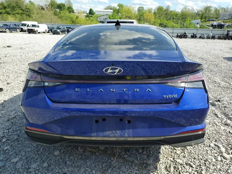 2022 HYUNDAI ELANTRA LIMITED  