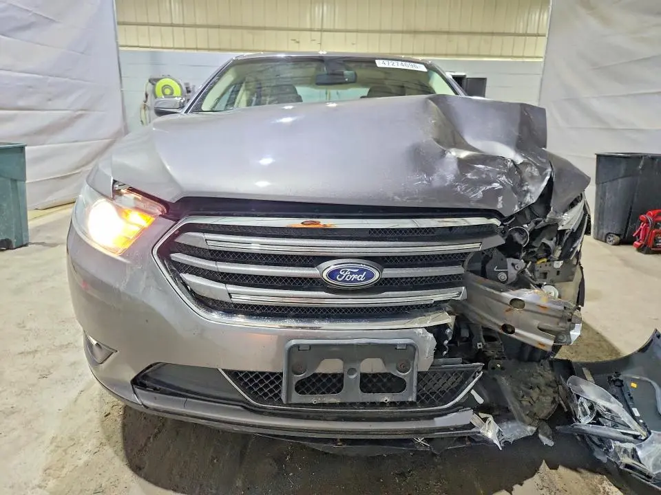 2014 FORD TAURUS LIMITED  