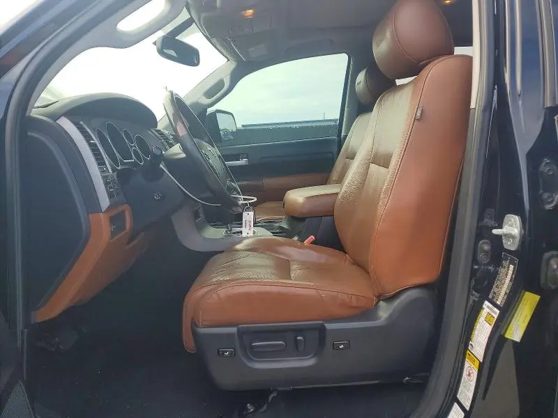 2010 TOYOTA TUNDRA LIMITED  