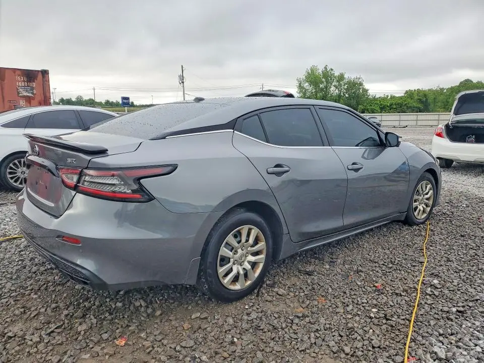 2021 NISSAN MAXIMA SR  