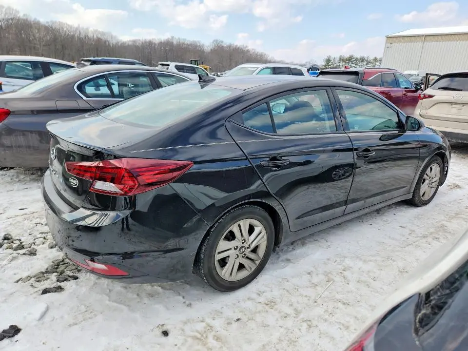 2019 HYUNDAI ELANTRA SEL  