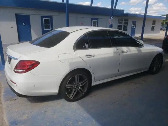 2017 MERCEDES-BENZ E 300  