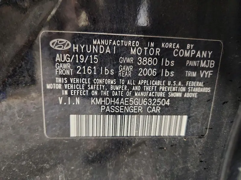 2016 HYUNDAI ELANTRA SE  