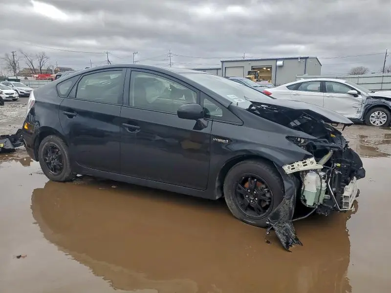 2014 TOYOTA PRIUS   