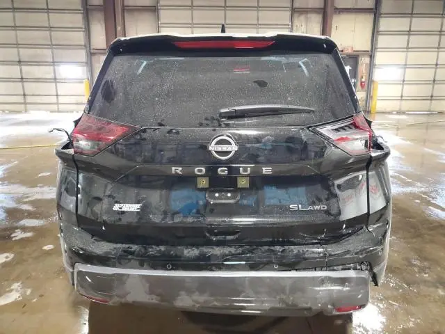 2025 NISSAN ROGUE SL  
