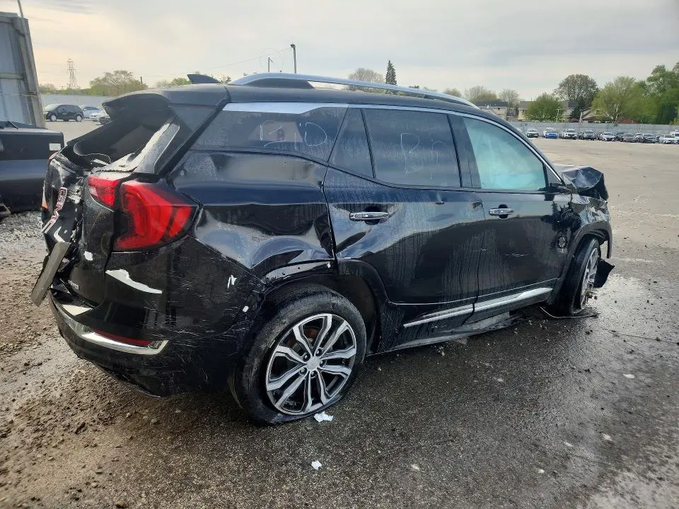 2020 GMC TERRAIN DENALI  