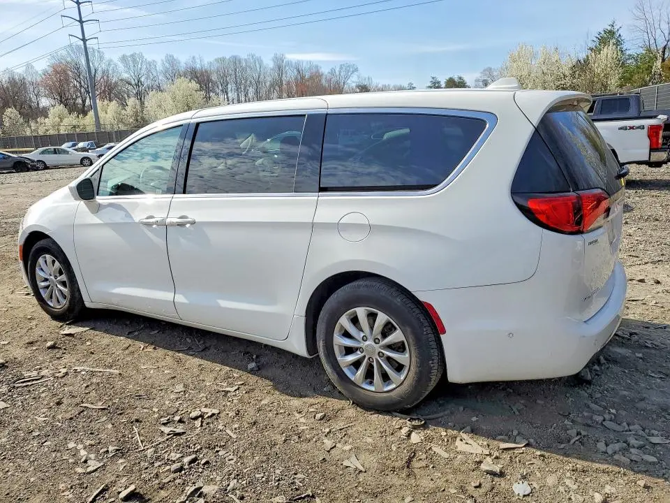 2019 CHRYSLER PACIFICA TOURING PLUS  