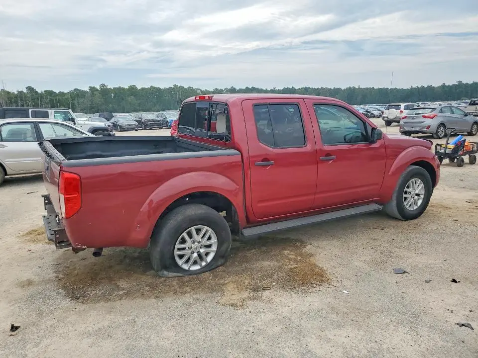 2015 NISSAN FRONTIER SV  