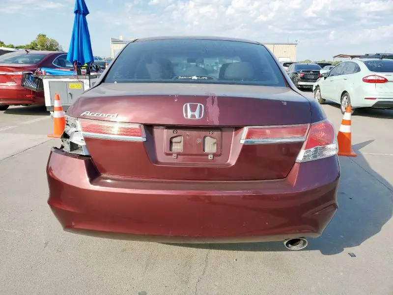 2012 HONDA ACCORD LX  