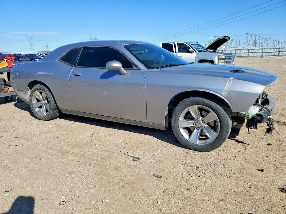 2018 DODGE CHALLENGER SXT  