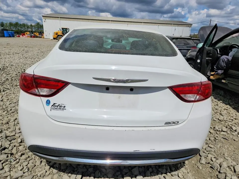 2015 CHRYSLER 200 LIMITED  