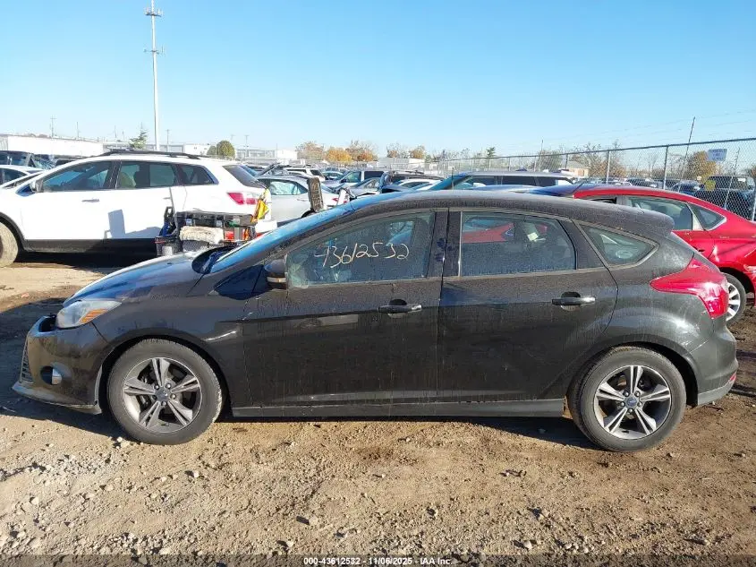 2014 FORD FOCUS SE