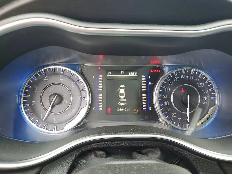 2016 CHRYSLER 200 LIMITED  