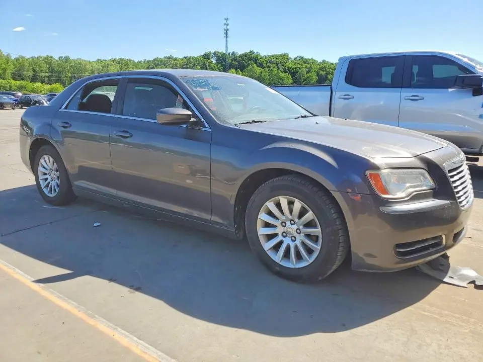 2013 CHRYSLER 300   