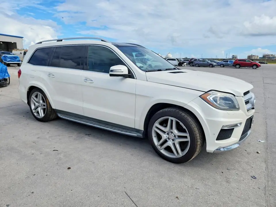 2014 MERCEDES-BENZ GL 550 4MATIC  