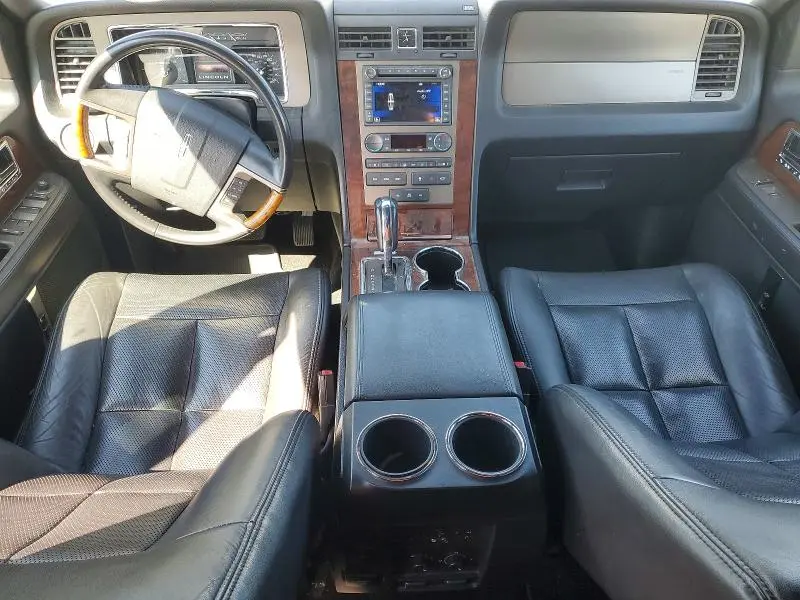 2011 LINCOLN NAVIGATOR L  