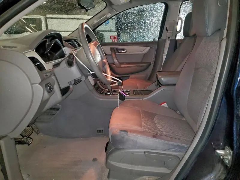 2015 CHEVROLET TRAVERSE LS  