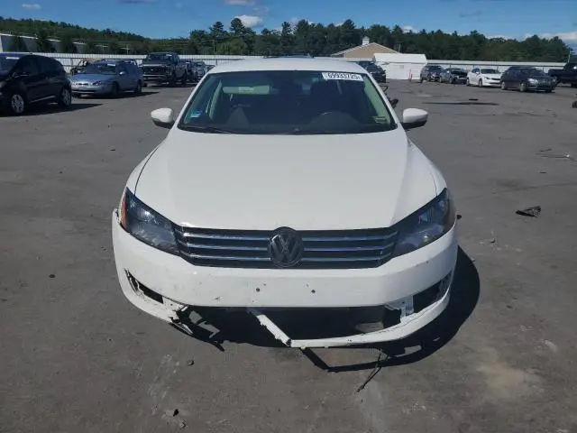 2015 VOLKSWAGEN PASSAT SE  
